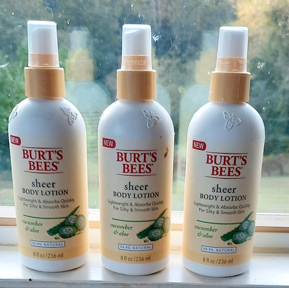 NEW Lot of 3 Bottles Burt's Bees SHEER BODY LOTION - Cucumber and Aloe